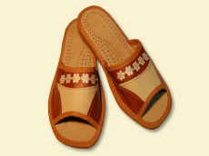 pantoufles régionales produits chaussures orthopédiques cuir véritable Pologne