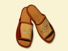 pantoufles régionales produits chaussures orthopédiques cuir véritable Pologne