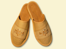 pantoufles régionales produits chaussures orthopédiques cuir véritable Pologne